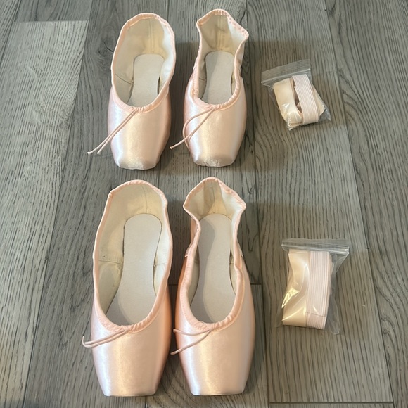 Suffolk Stellar Pink Standard 6x Pointe Shoe - Picture 3 of 5